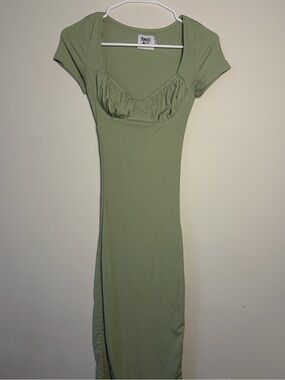 Princess Polly Women’s Green Ruched Bust Maxi Dress (US 2)